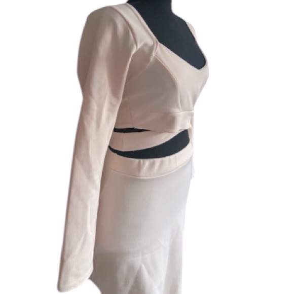 5/25$ ✨ Baby Pink Two Pieces Skirt Set - Picture 7 of 8